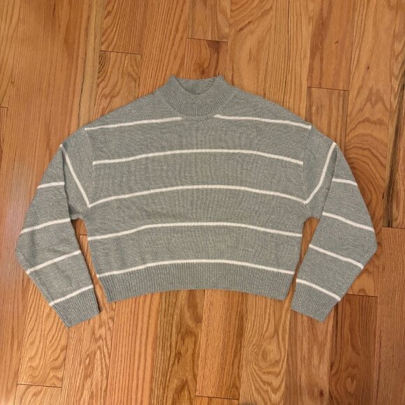 H&M | Grey and White Striped Mock Neck Sweater | Small - Picture 2 of 6